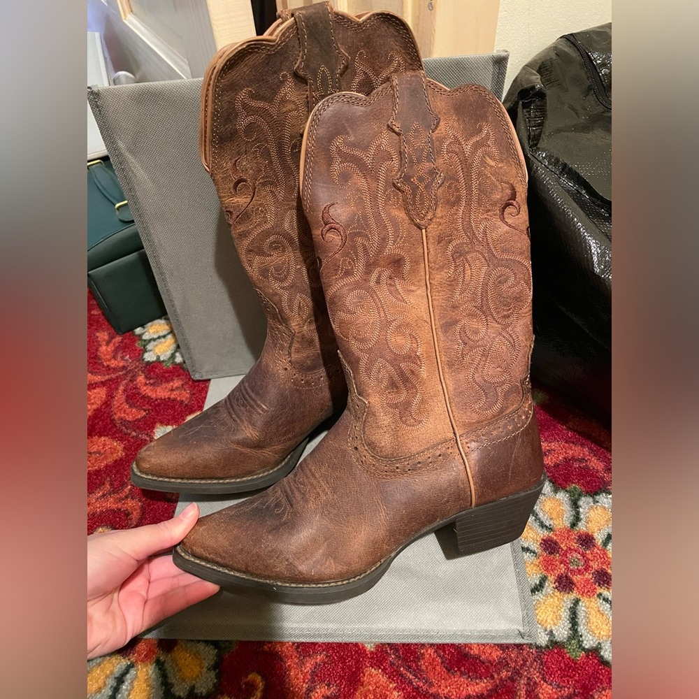 Justin Cowboy Boots, Roundup Square Toe, Size 7